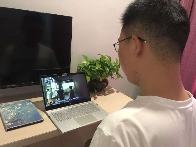 狗万