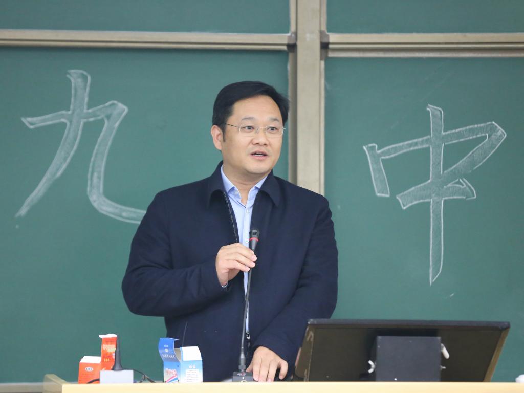 狗万