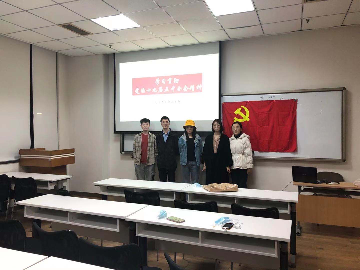 狗万