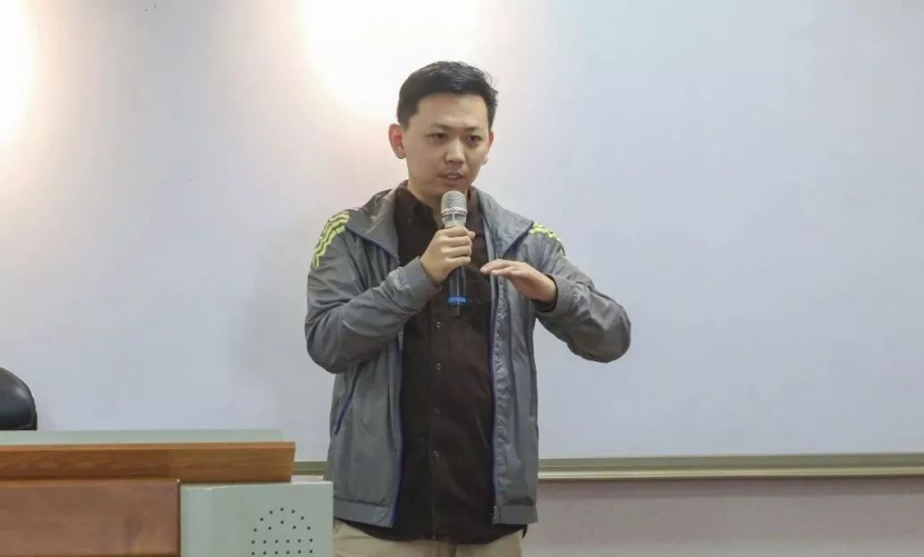 狗万